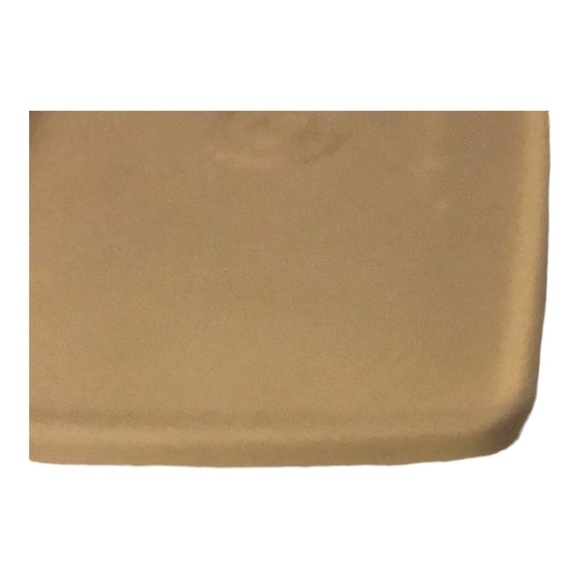 Large Tupperware Food Storage Container - Picture 3 of 4